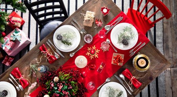 12 ідей сервірування святкового зимового столу