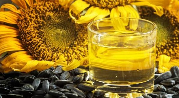 5 жирних плюсів соняшникової олії