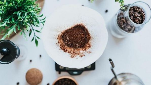 Ворожіння на кавовій гущі: правила та значення
