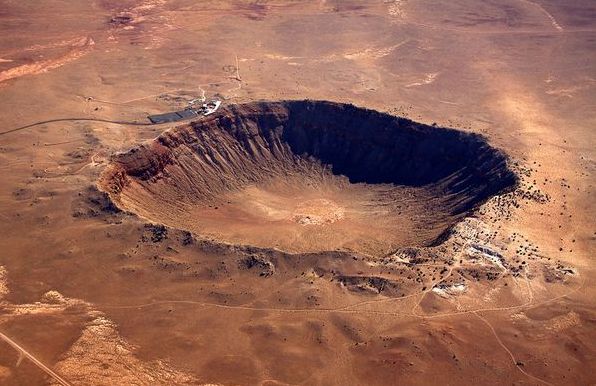 Аварийная посадка: 10 метеоритных кратеров по всему миру, которые можно посетить