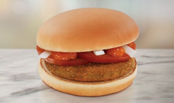 10 бургеров McDonald's, которые нельзя найти в Америке