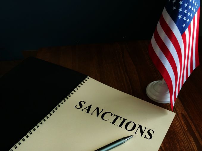Зміни в антиросійському законодавстві США: крок назад у санкційній політиці