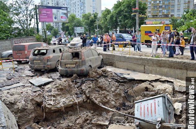 Стареющая инфраструктура Киева: Причина недавних прорывов труб