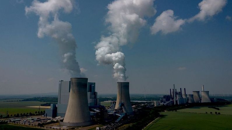 Европа призывает к постепенному отказу от использования ископаемого топлива, несмотря "зеленое" сопротивление