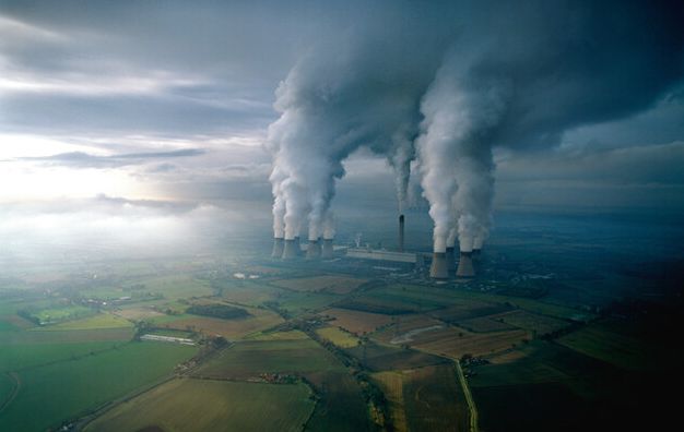 Европа призывает к постепенному отказу от использования ископаемого топлива, несмотря "зеленое" сопротивление
