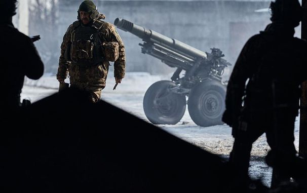 Российским войскам сложно вести боевые действия: командование разрешило использование оружия против собственных солдат для предотвращения бегства с позиций