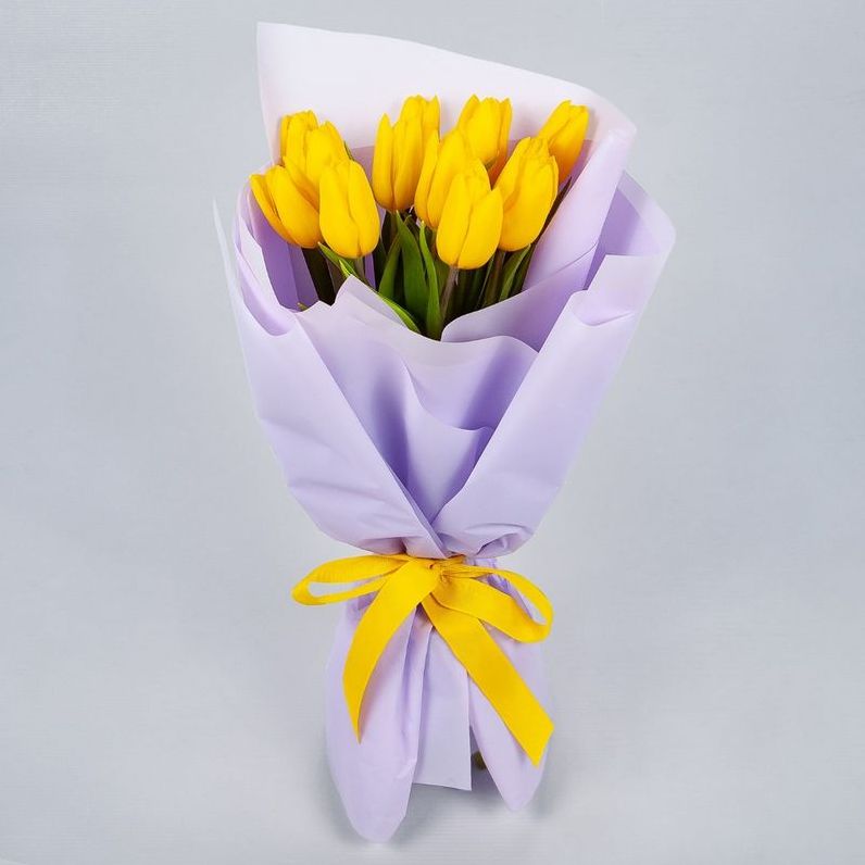 Тюльпани: Вічний символ весни та елегантності