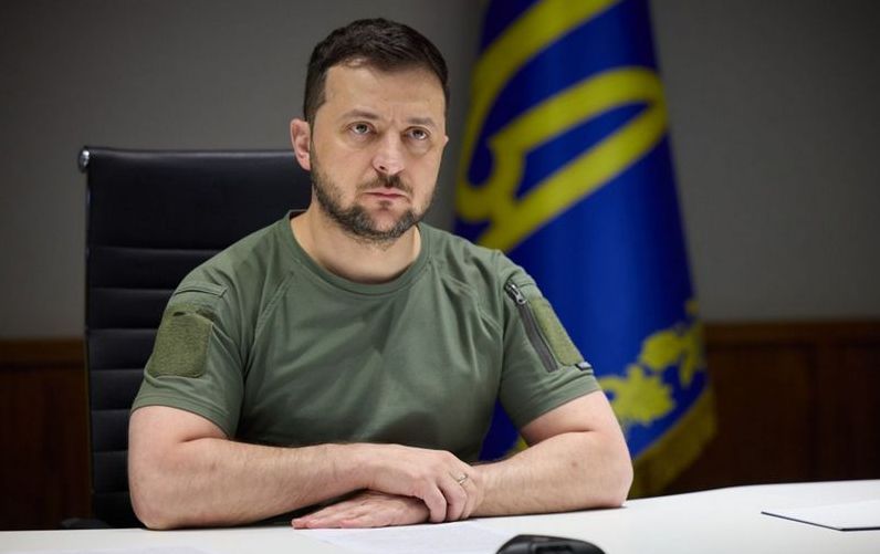 Зеленский обратился к Верховной Раде с инициативой о продлении военного положения и мобилизации до 14 мая